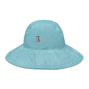 Wide brim bucket hat