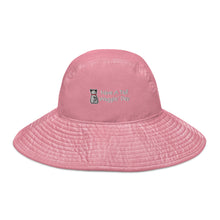 Wide brim bucket hat