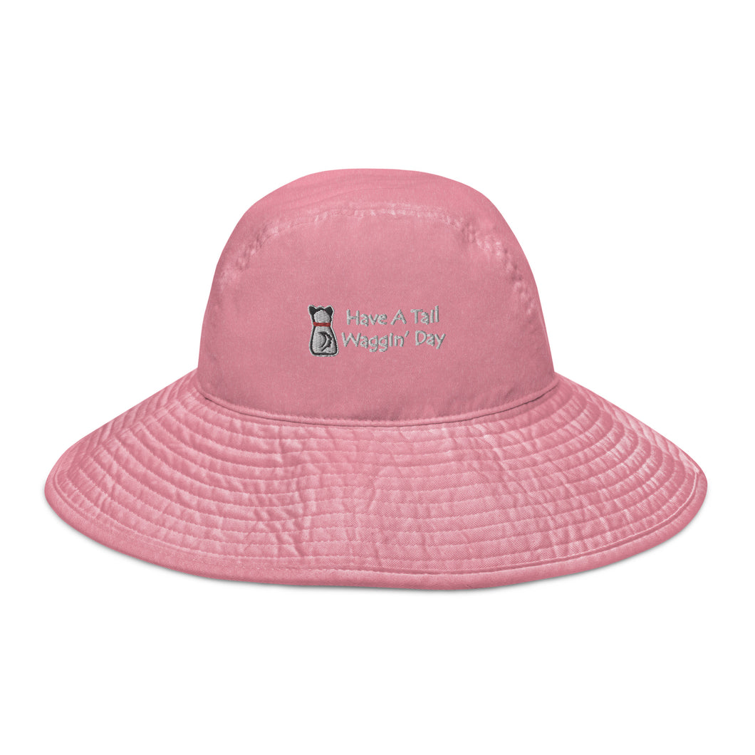 Wide brim bucket hat