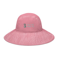 Wide brim bucket hat